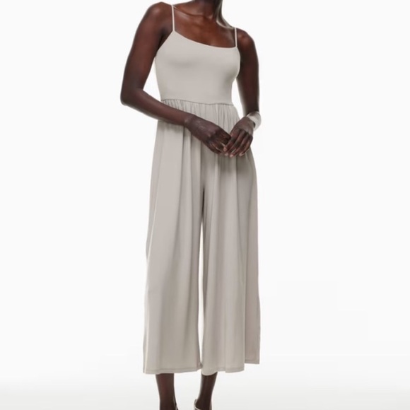 Wilfred Pants - Wilfred Aritzia Market Grey Jumpsuit Wide Leg Size Small Stretchy